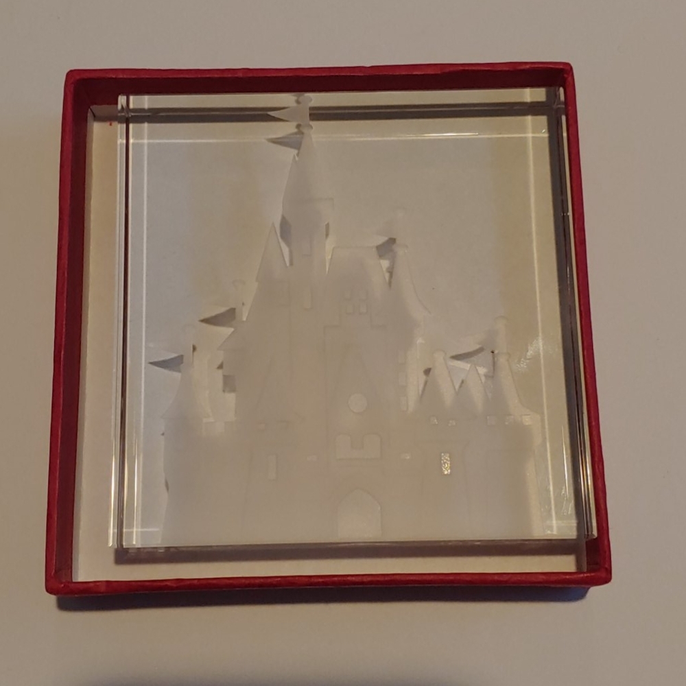 Disney Cinderella Glass Castle paperweight